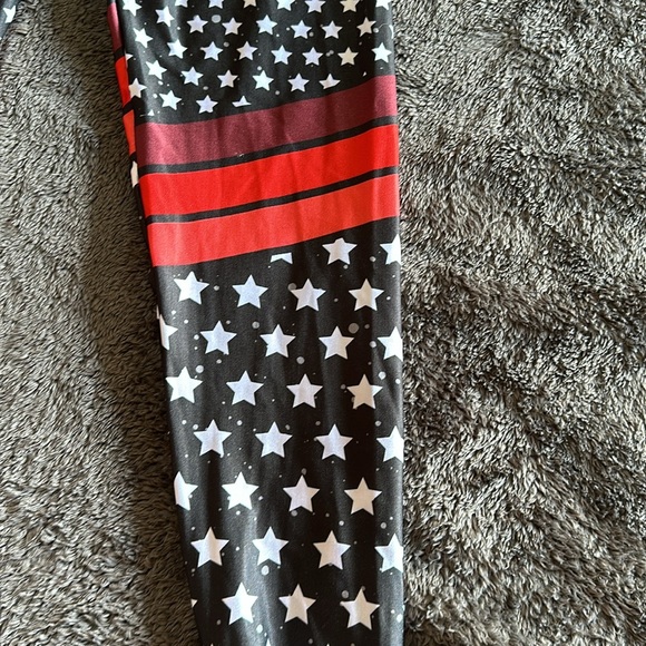 Never worn gold sheep size m leggings - Picture 2 of 4